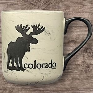 COLORADO MOOSE ETCHED BLACK AND LIGHT CREAM FAUX MARBLE COFFEE MUG